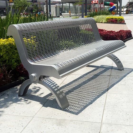 Instalación de Banca Urbani 12 mupa en Centro Comercial